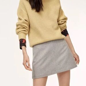 [8/10] Wilfred Aritzia Light Grey Neutral Wool Mini Skirt Winter Evening Outfit